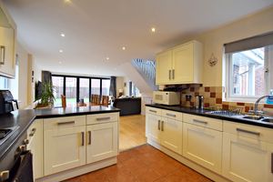 Photo 7- click for photo gallery